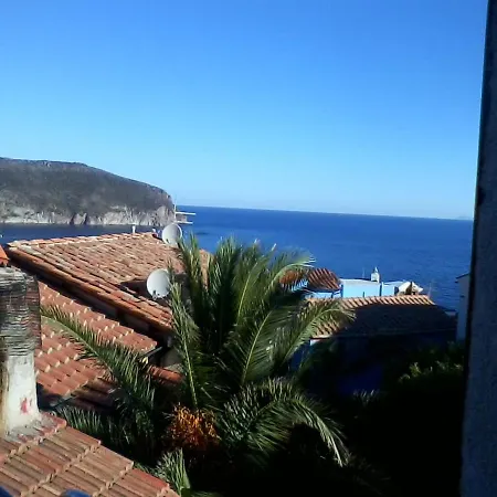 Cibo 17 - Vista Mare - Zona Castello * Capraia